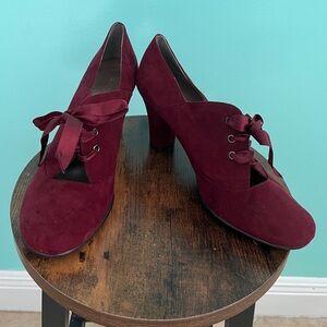Aerosoles Minor Role Suede Lace Up Heels 11M Burgundy Wine Leather Upper NWOB